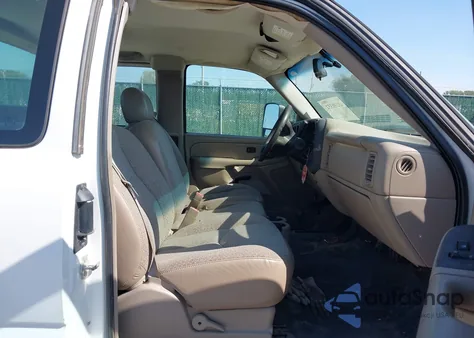 2006 Chevrolet Silverado 1500 Work Truck from USA, damaged, VIN 1GCEK19B06Z263393